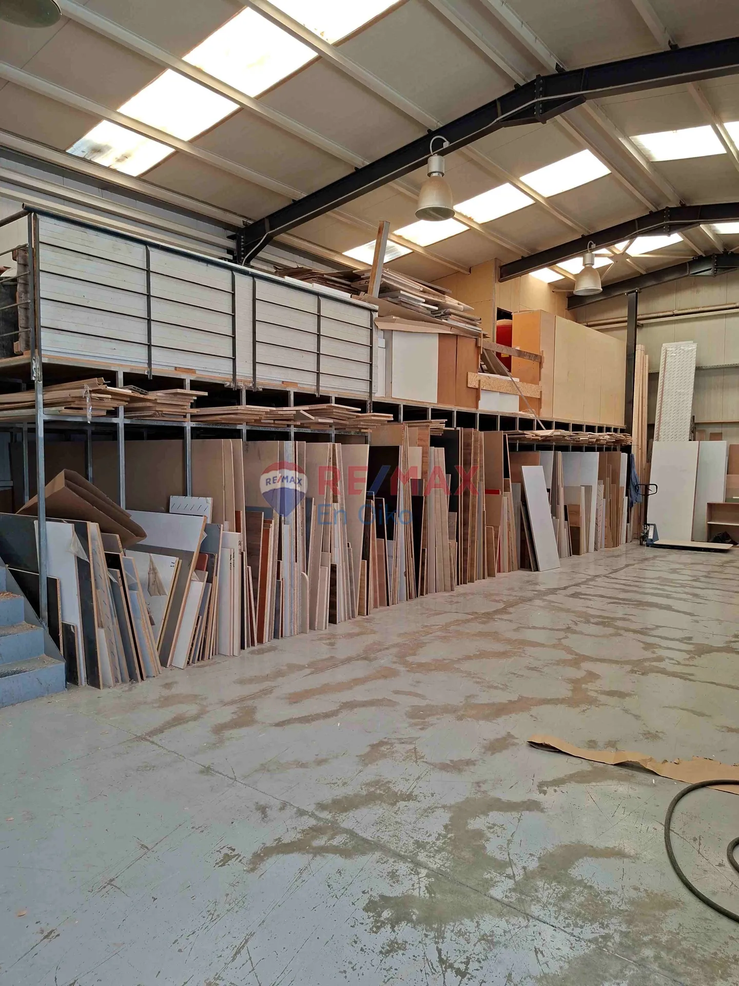 Shop 528m²  - 3