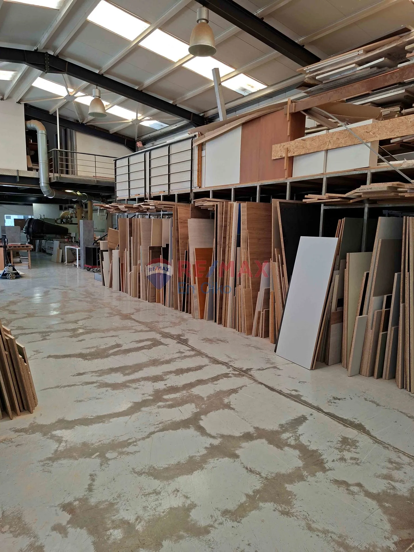 Shop 528m²  - 4