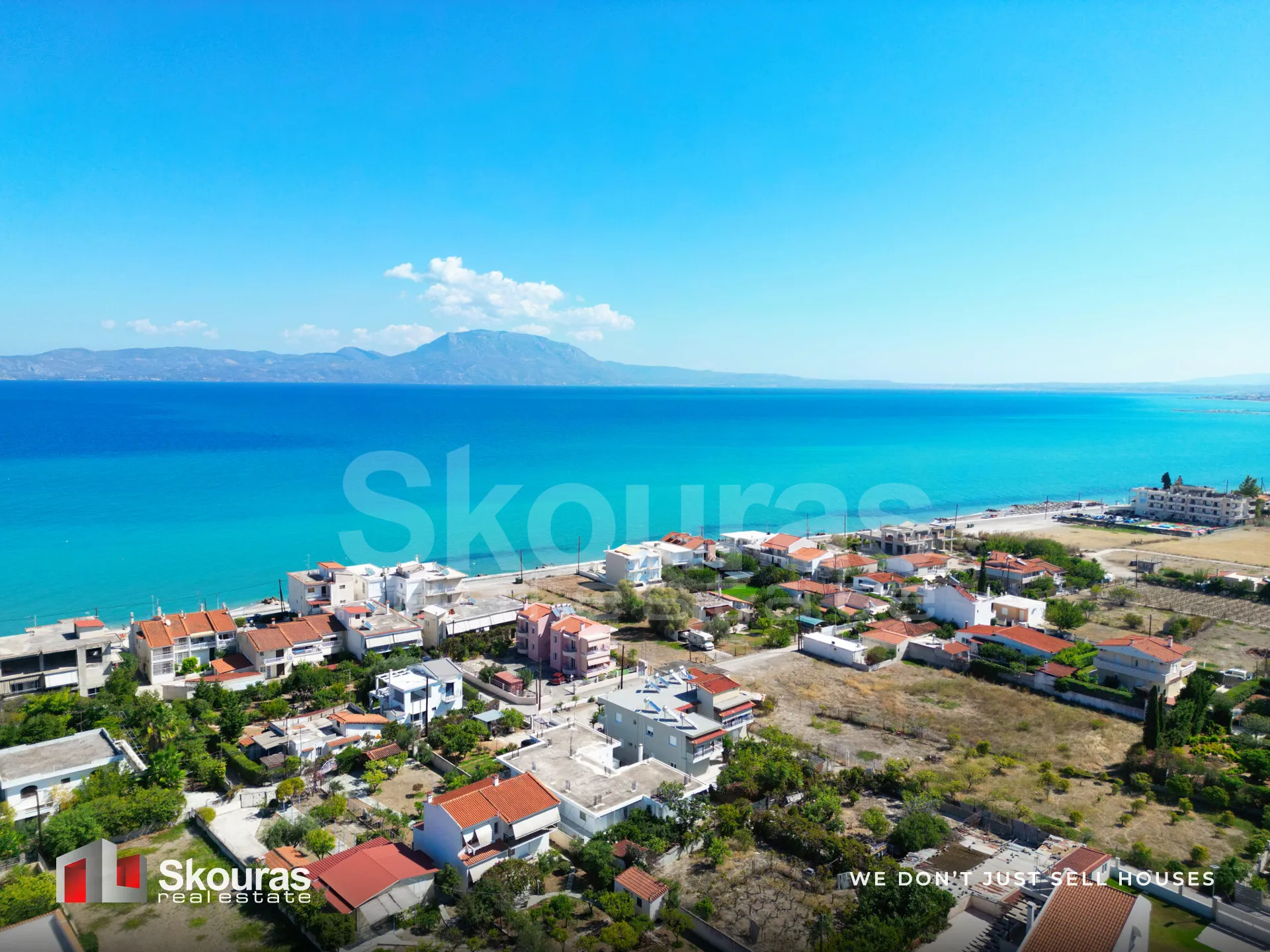 Αυτόνομο κτήριο κατοικιών 177τ.μ.  - 2
