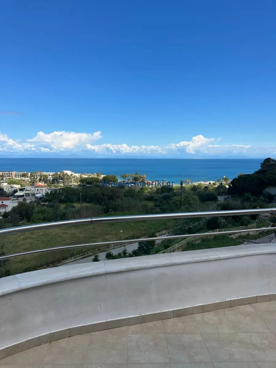 Detached house 477m²  - 3