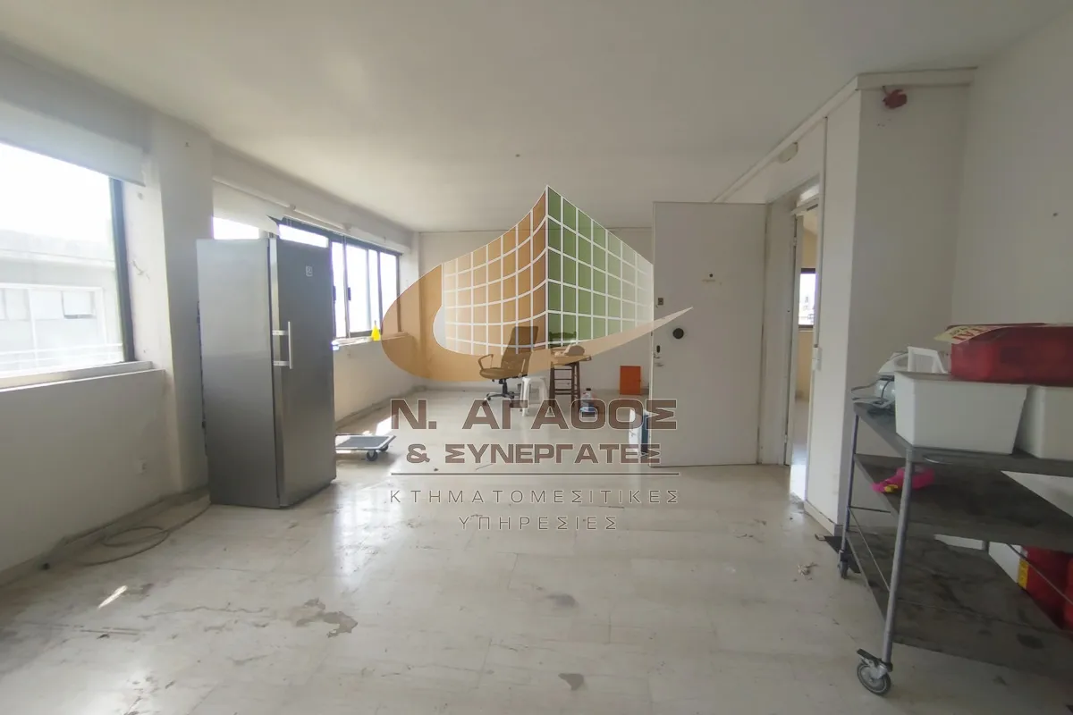 Hall / Showroom 135m²  - 5