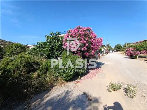 Οικόπεδο 330τ.μ.  - 3