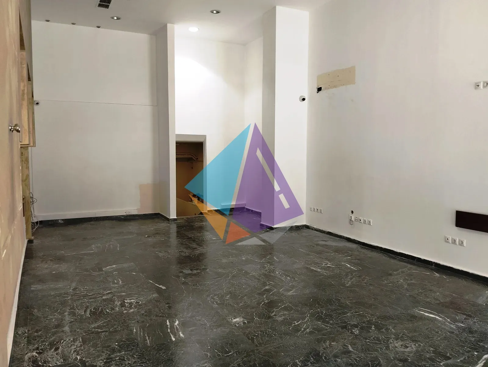 Shop 218m²  - 4