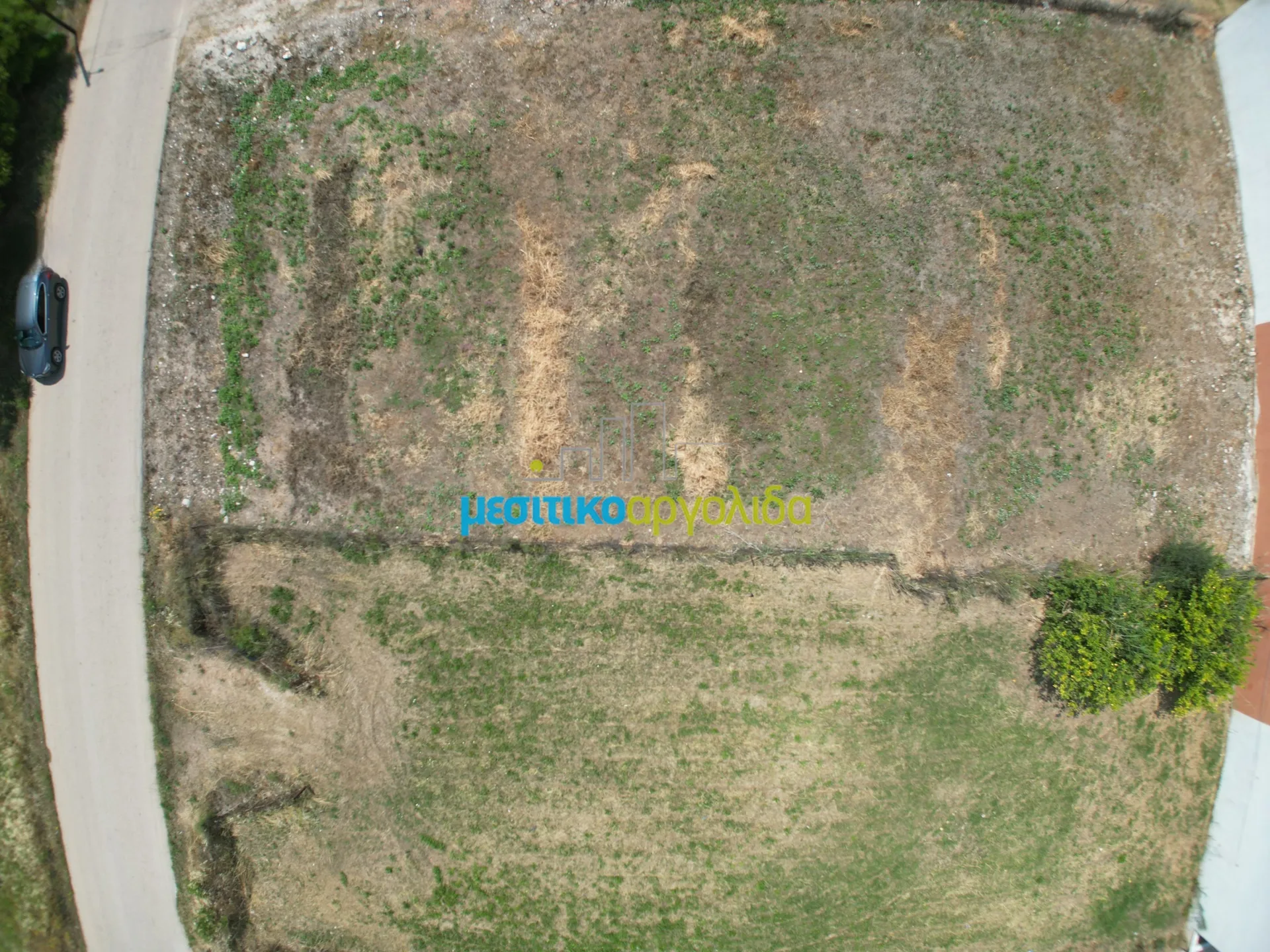 Plot 1000m²  - 5