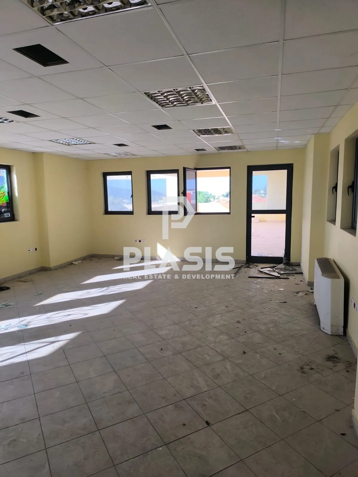 Βιοτεχνικοί / Βιομηχανικοί χώροι 1000τ.μ.  - 2