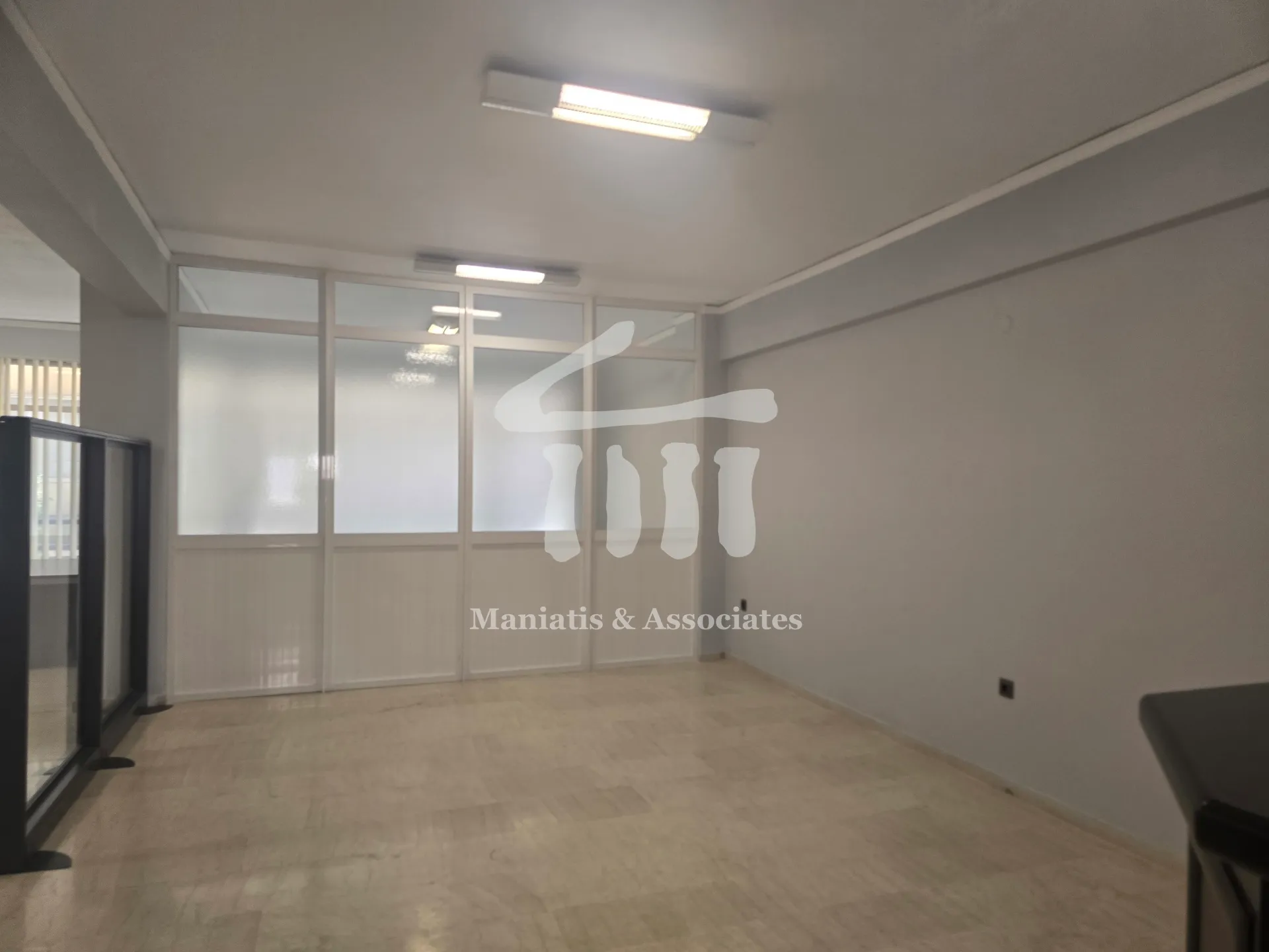Office 85m²  - 3