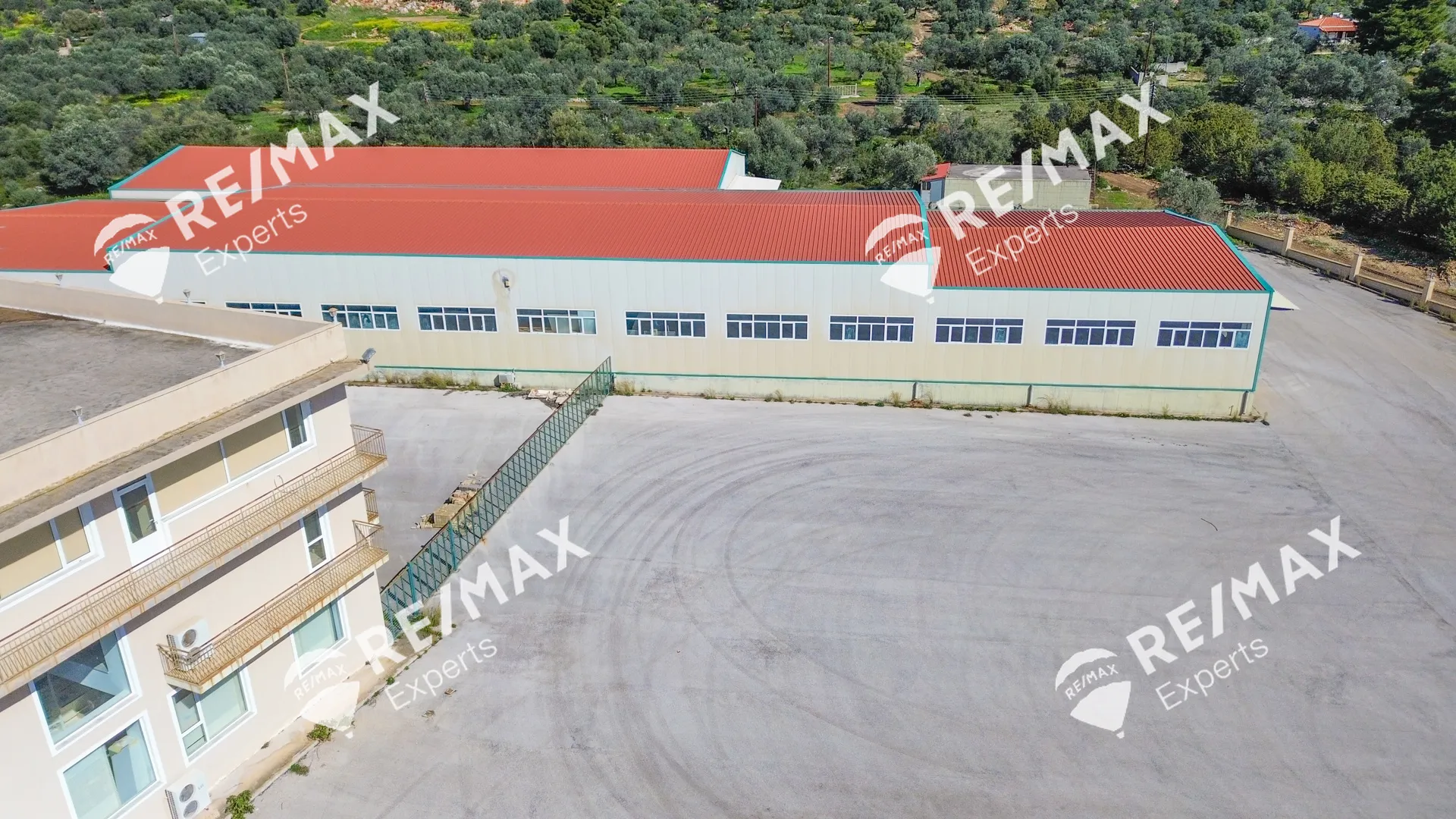 Standalone office building 4161m²  - 4