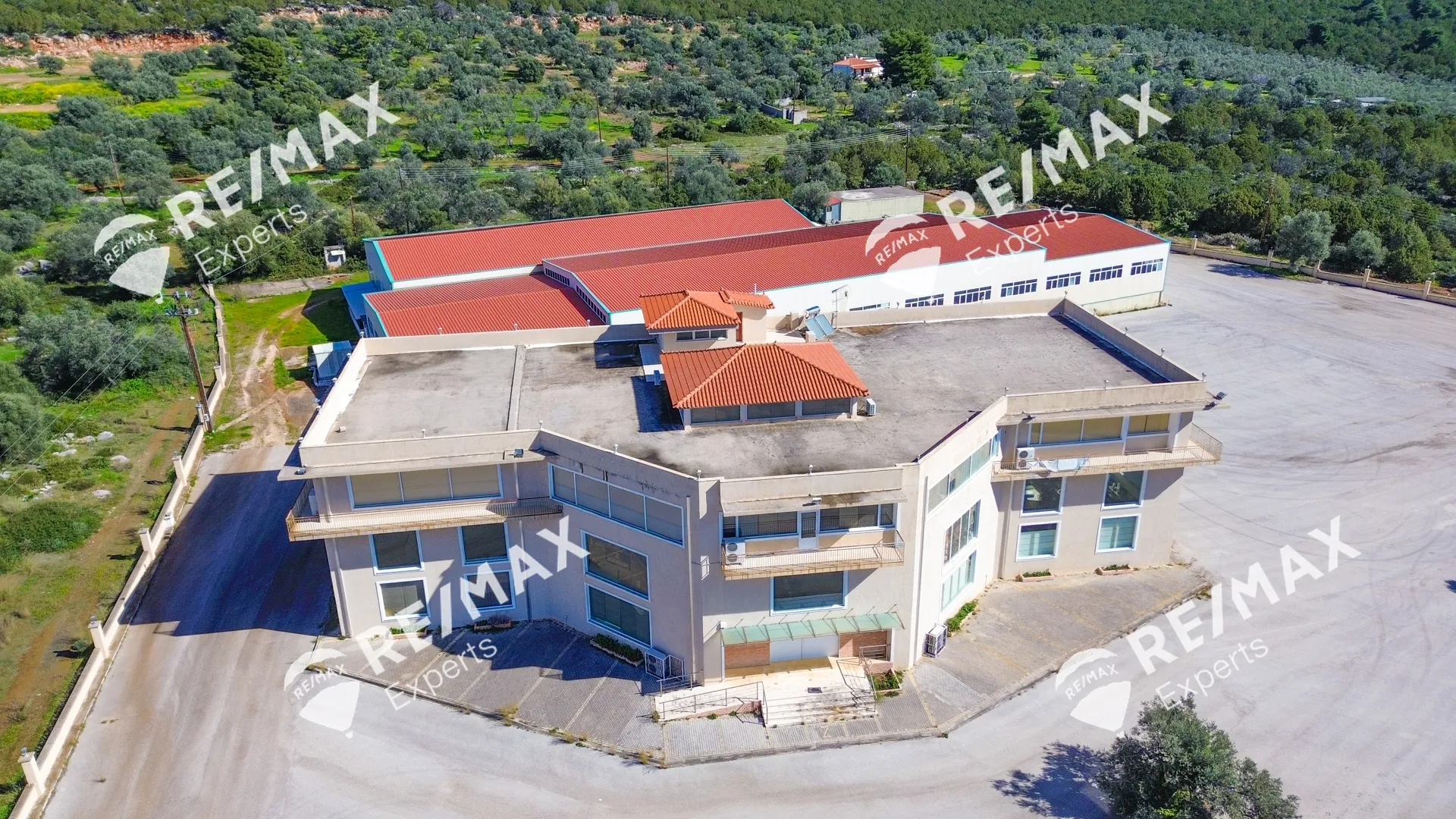 Standalone office building 4161m²  - 5