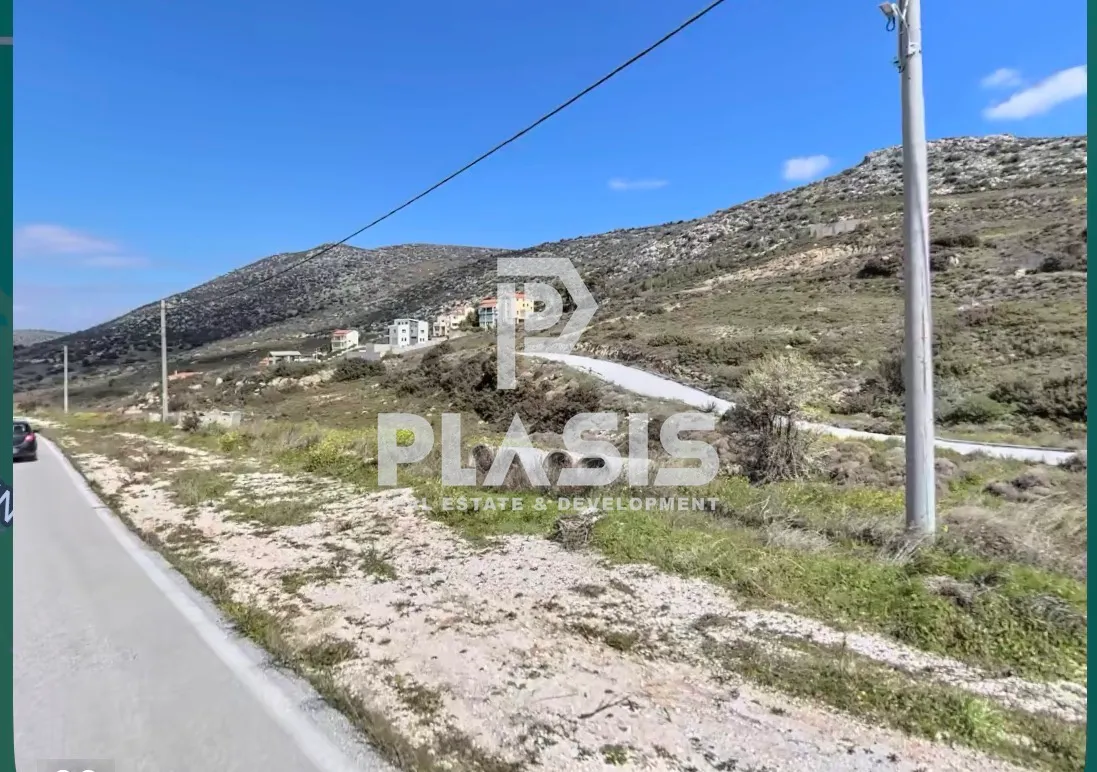 Οικόπεδο 605τ.μ.  - 2