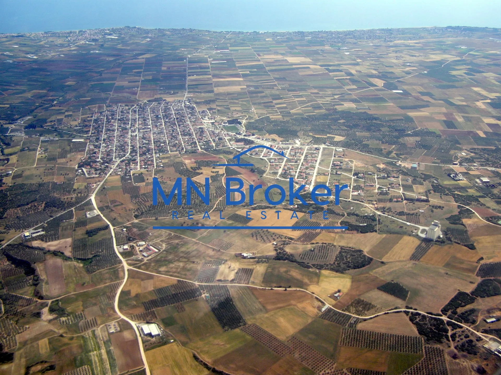 Plot 254m²  - 3