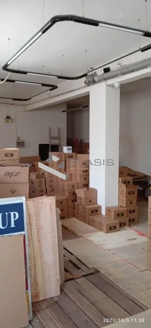 Shop 235m²  - 4