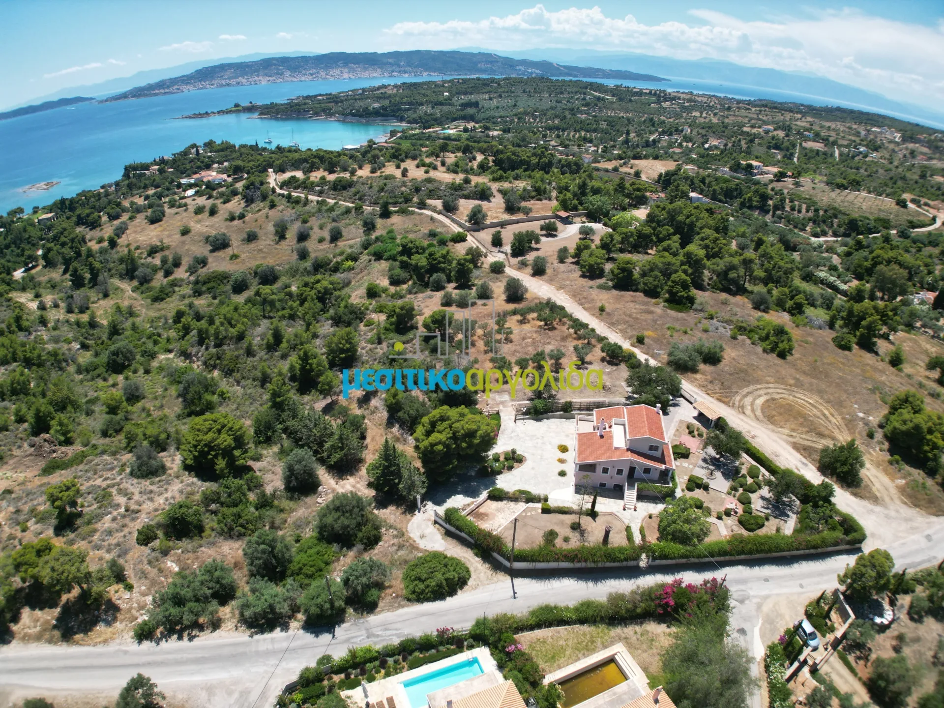Plot 1028m²  - 4