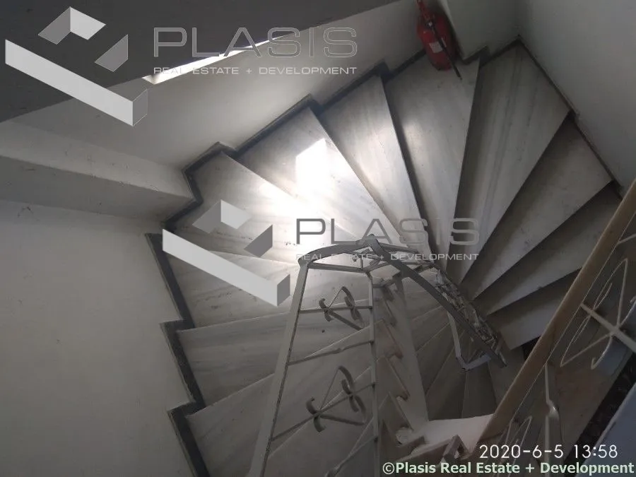 Standalone office building 660m²  - 3