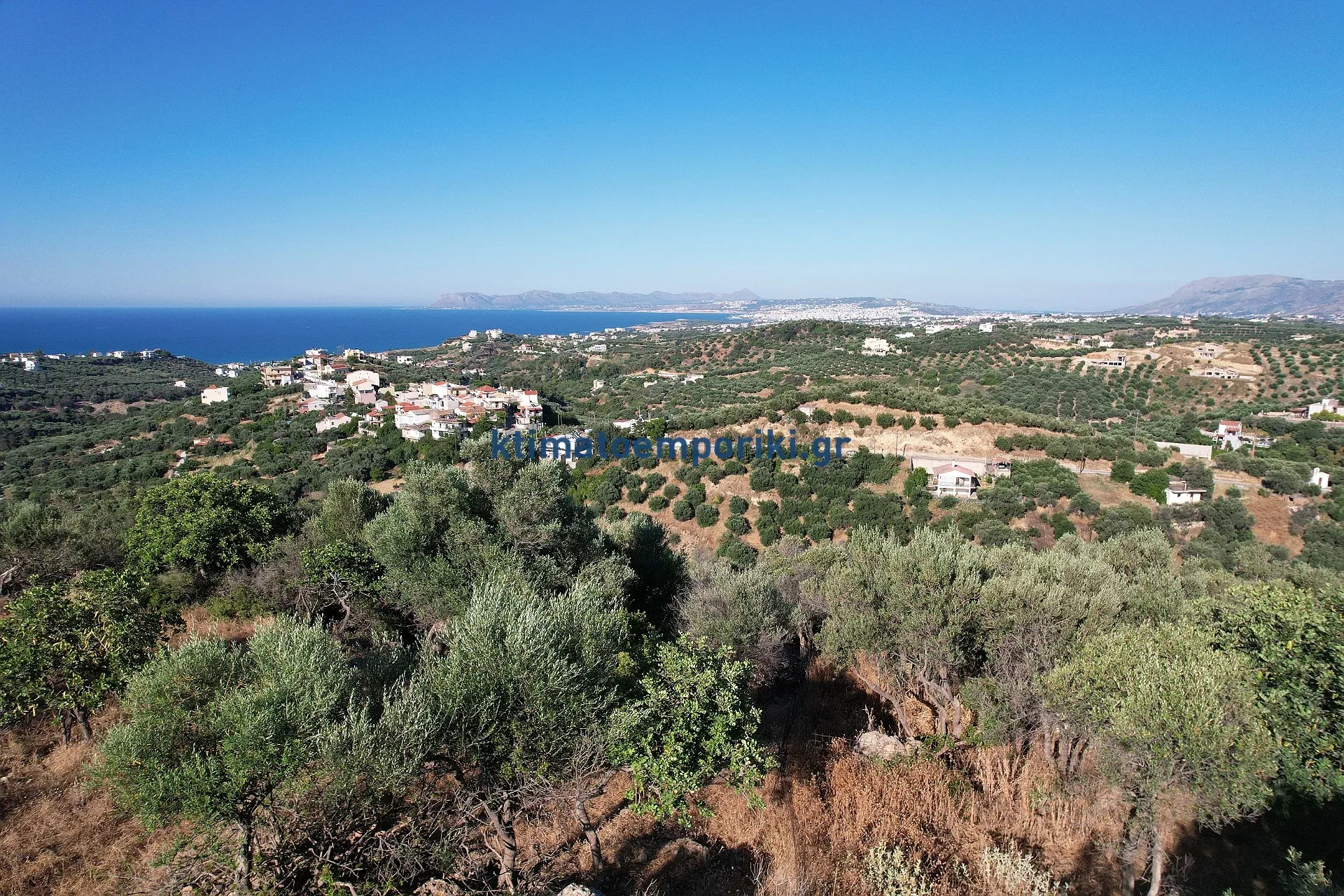 Plot 4000m²  - 4