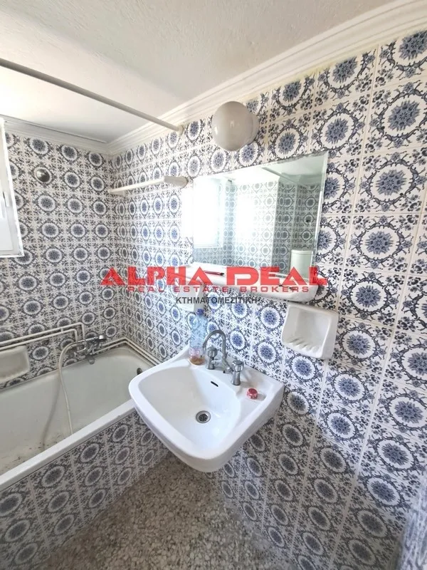 Standalone residential building 580m²  - 4