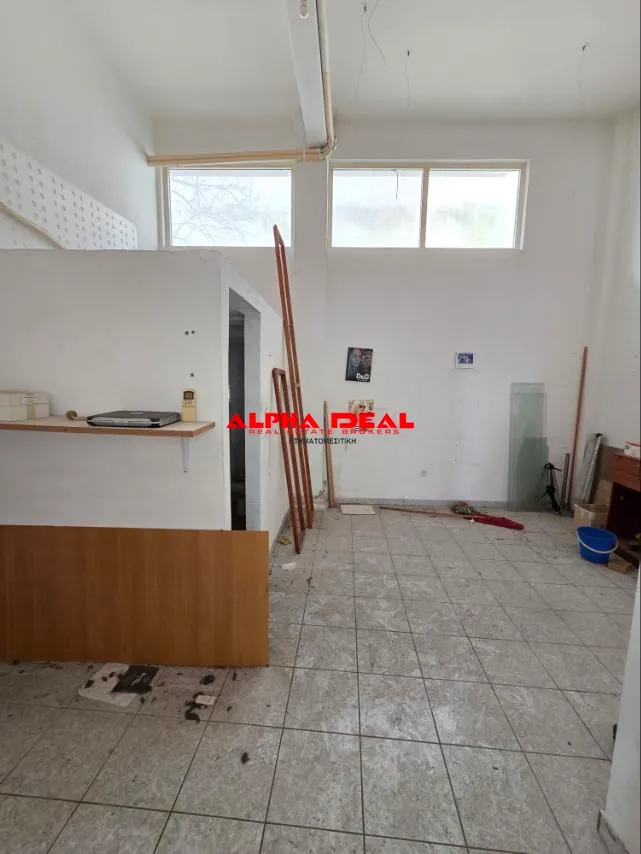 Shop 60m²  - 5