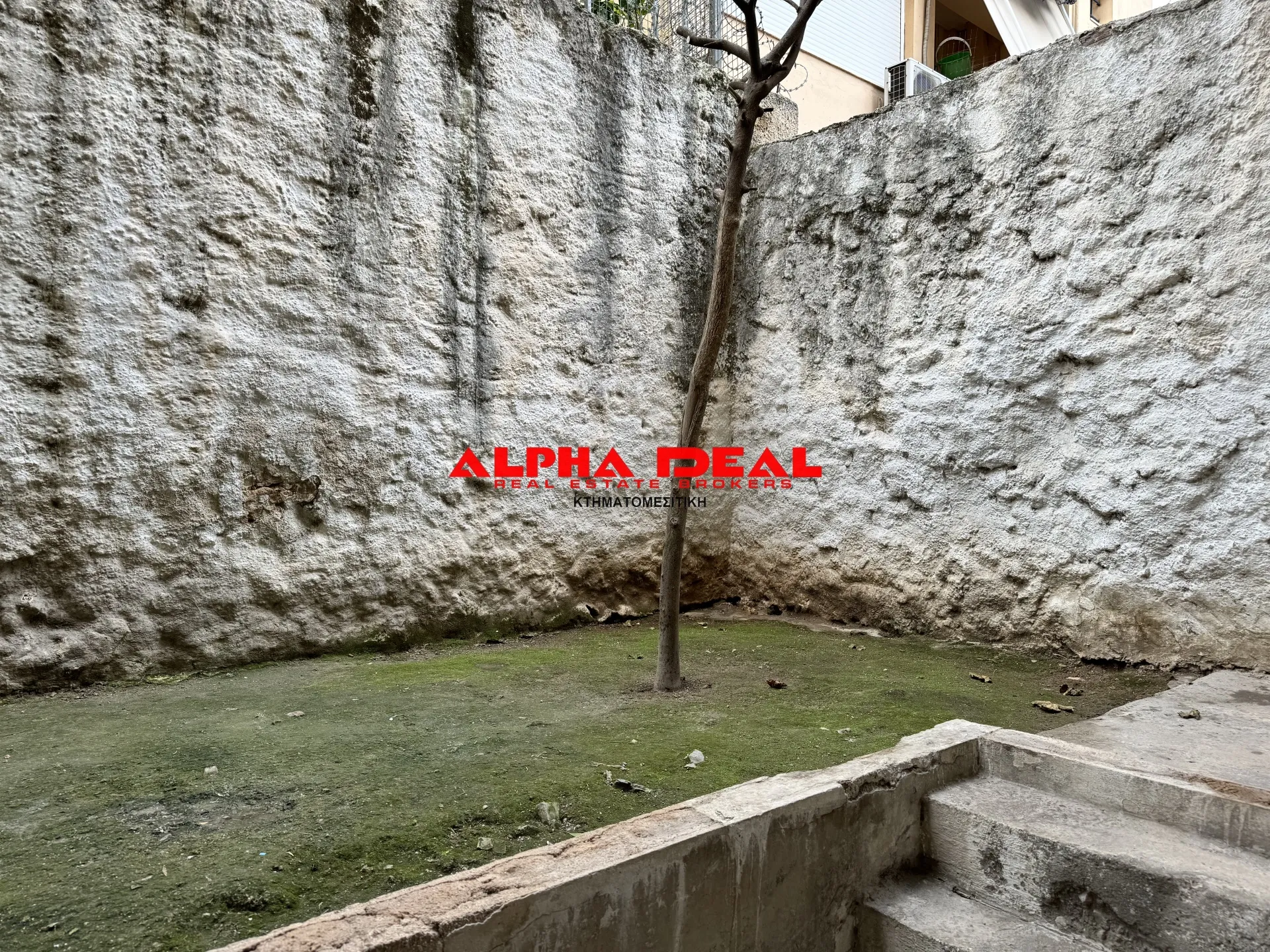 Κατάστημα 76τ.μ.  - 5
