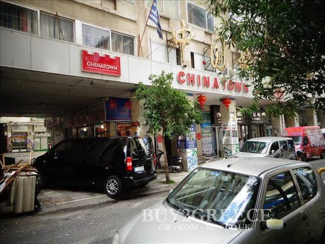 Αυτόνομο κτήριο κατοικιών 693τ.μ.  - 3