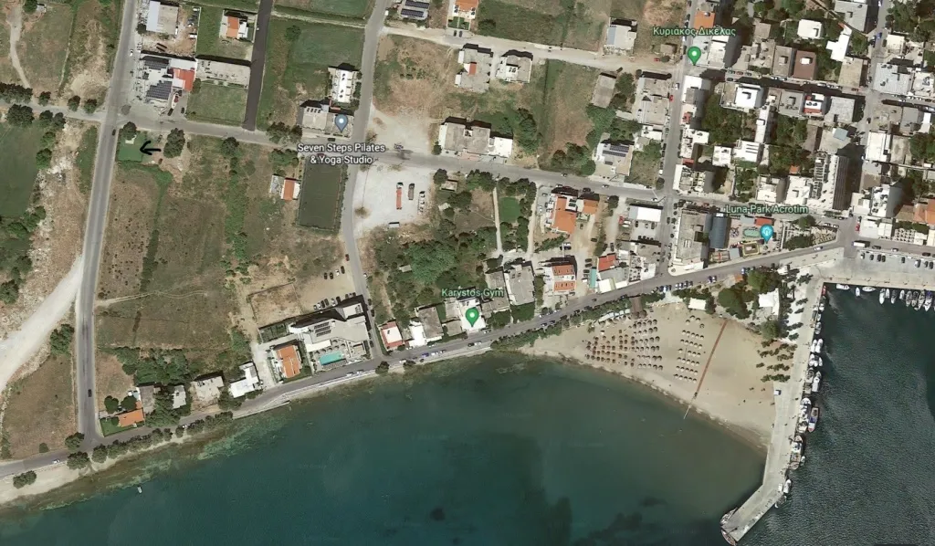 Plot 1600m²  - 2