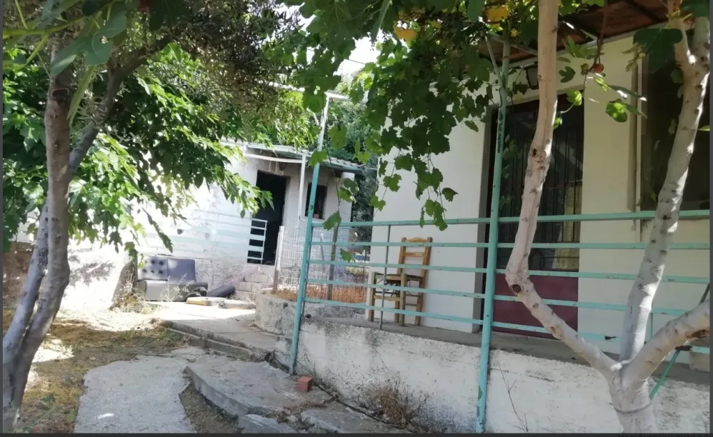 Plot 1750m²  - 2