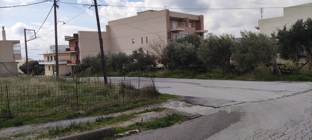 Plot 541m²  - 2