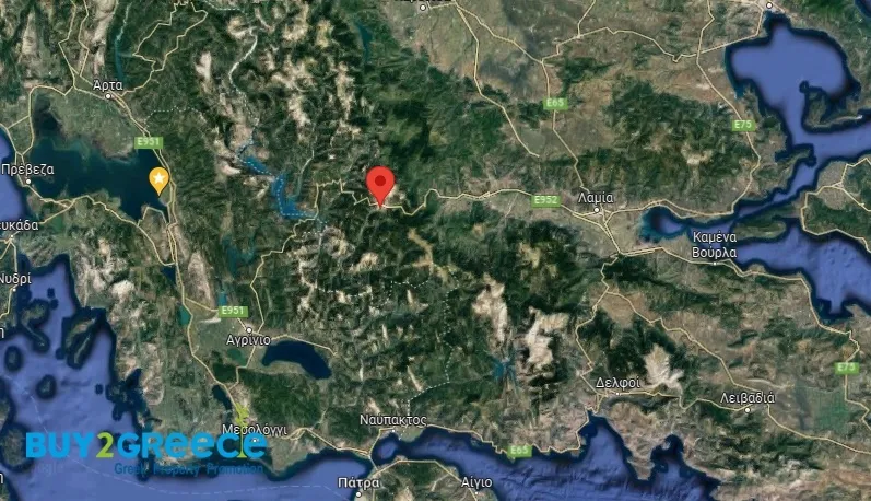 Οικόπεδο 330τ.μ.  - 4