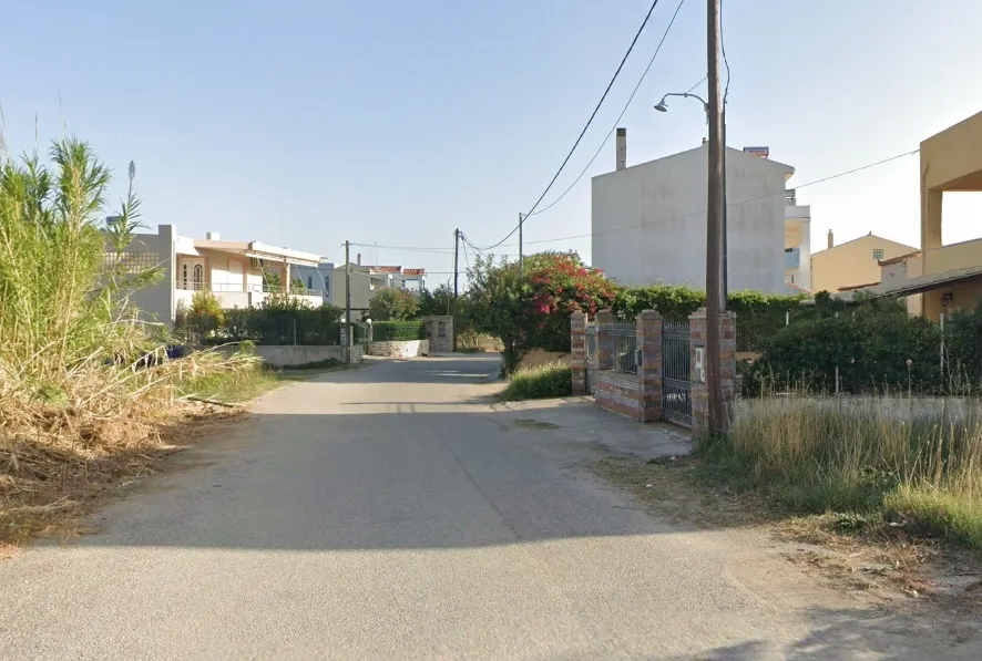 Land Parcel 244m²  - 4