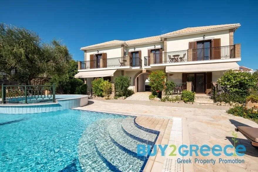 Standalone residential building 400m²  - 2