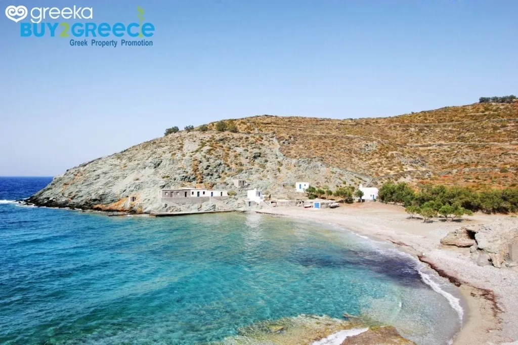 Οικόπεδο 6915τ.μ.  - 4