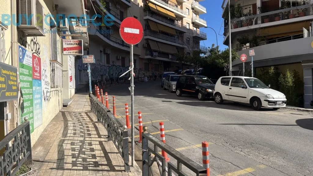 Κατάστημα 28τ.μ.  - 2
