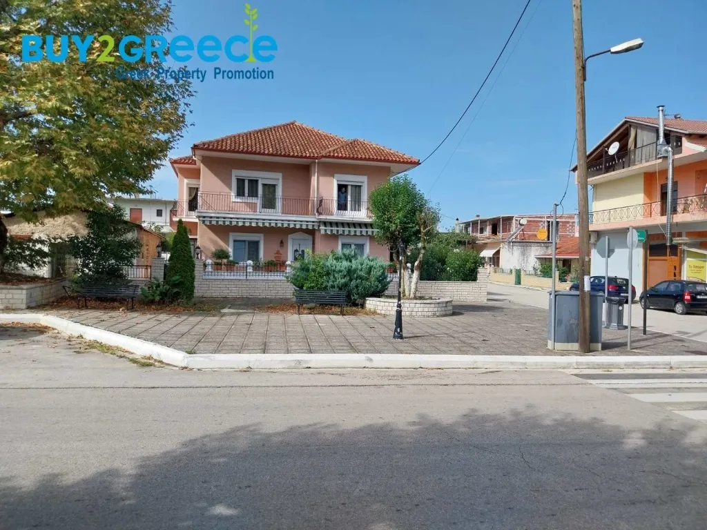 Μονοκατοικία 180τ.μ.  - 2