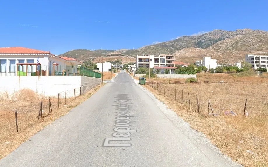 Plot 1002m²  - 5