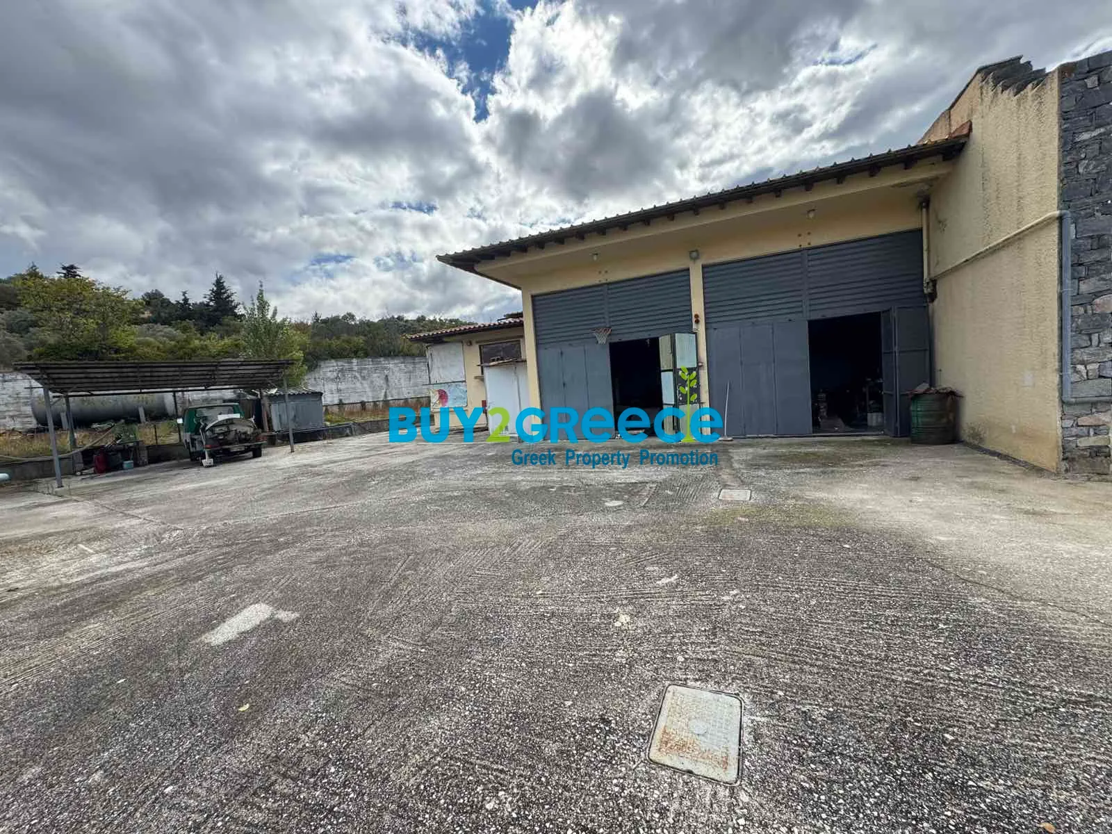 Plot 2400m²  - 4