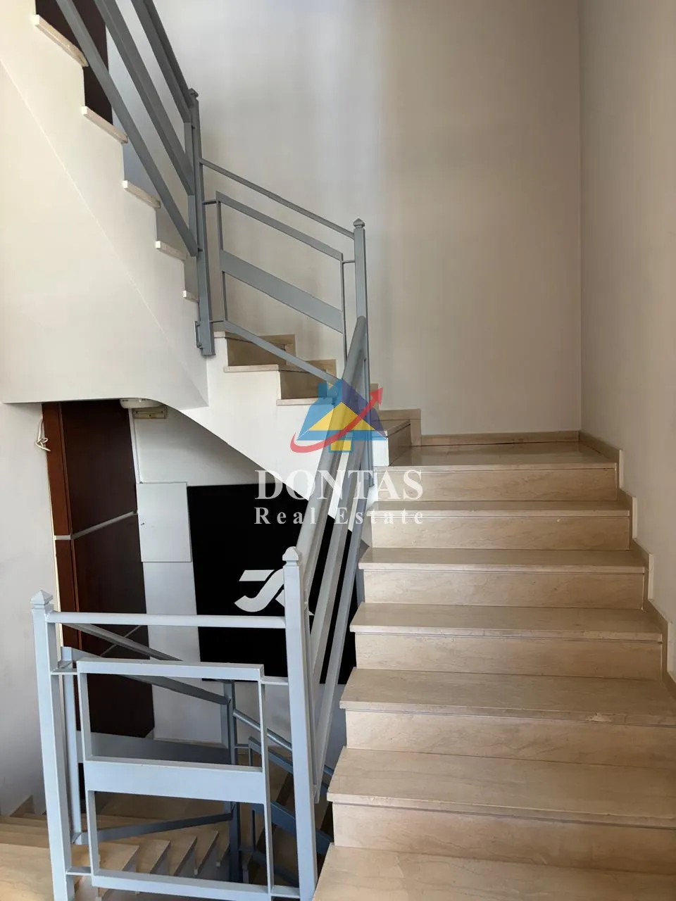 Αυτόνομο κτήριο γραφείων 815τ.μ.  - 5
