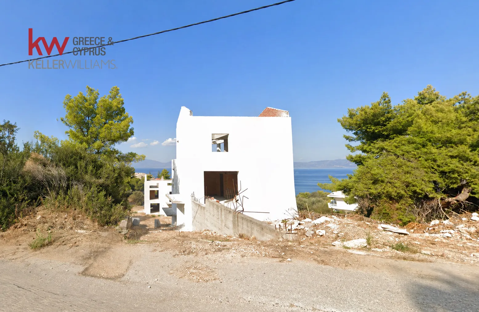 Standalone residential building 670m²  - 3