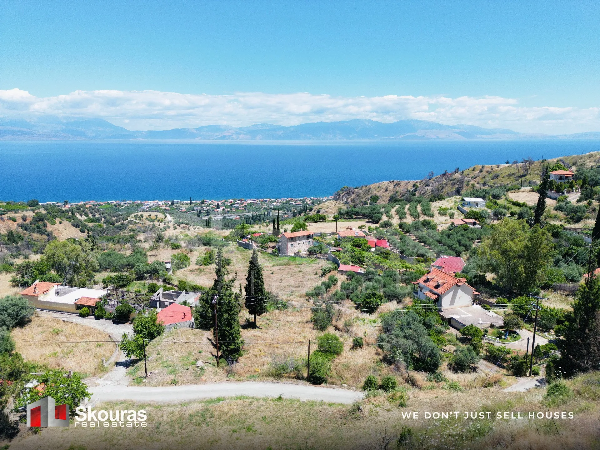 Οικόπεδο 1100τ.μ.  - 5