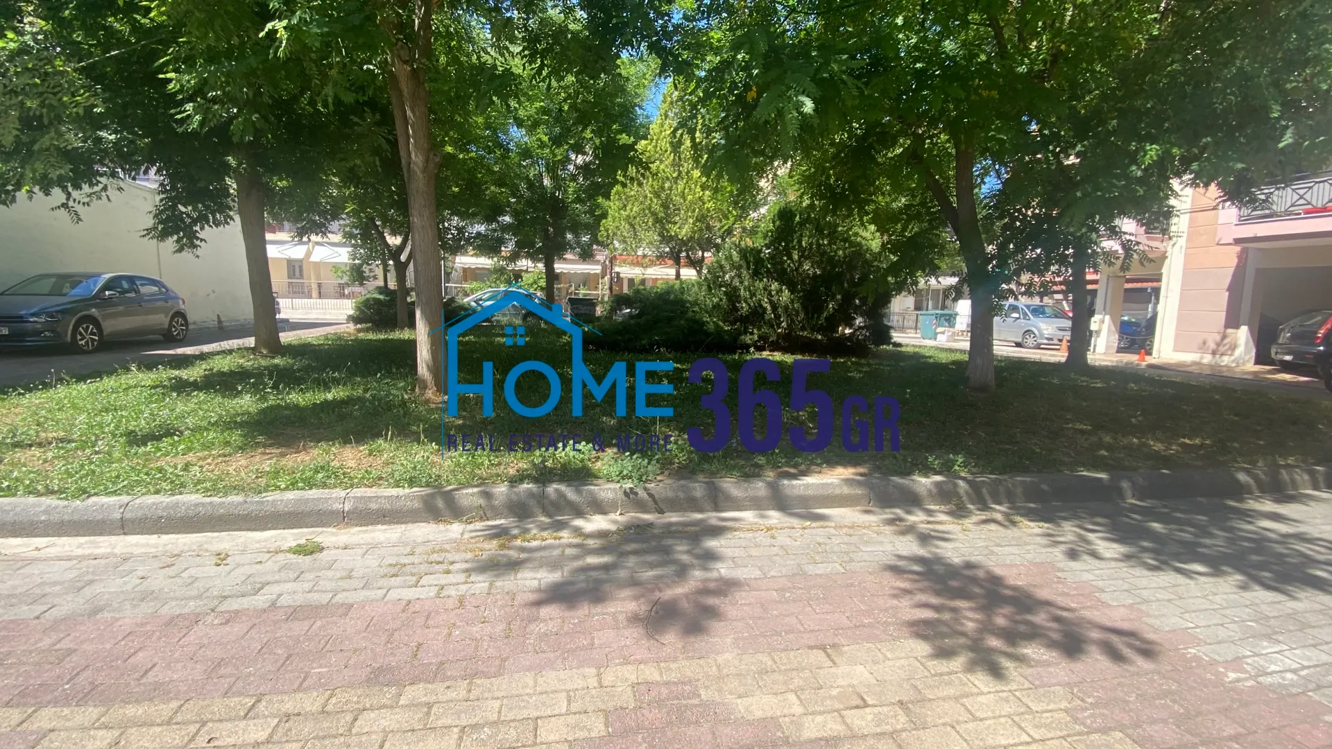 Plot 270m²  - 2