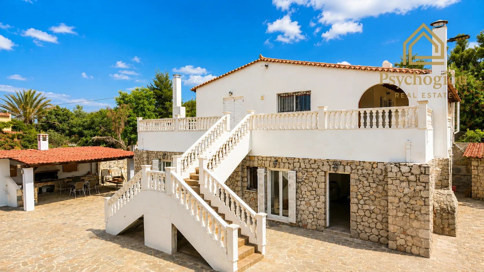 Standalone residential building 276m²  - 3