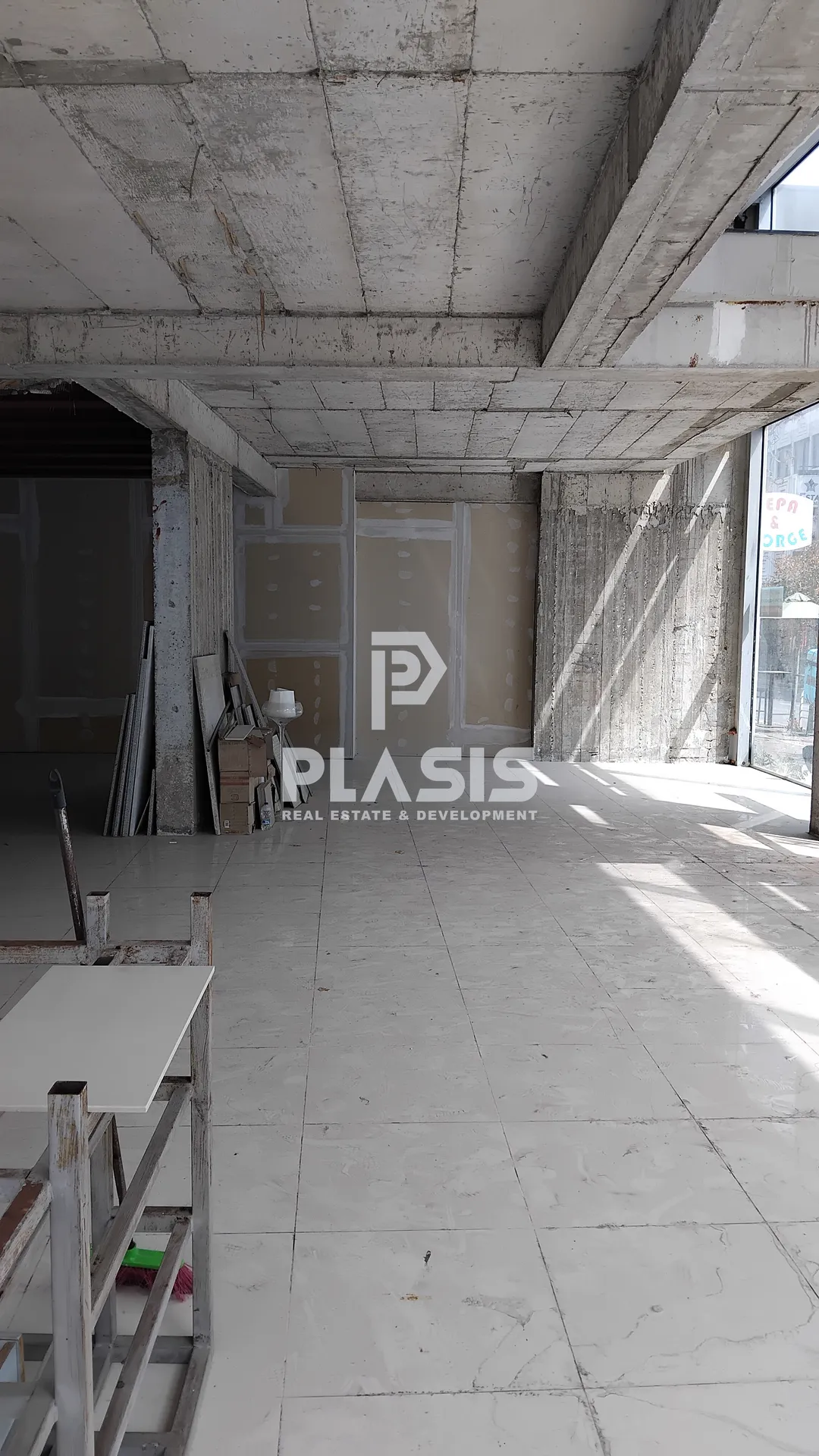 Standalone office building 998m²  - 3