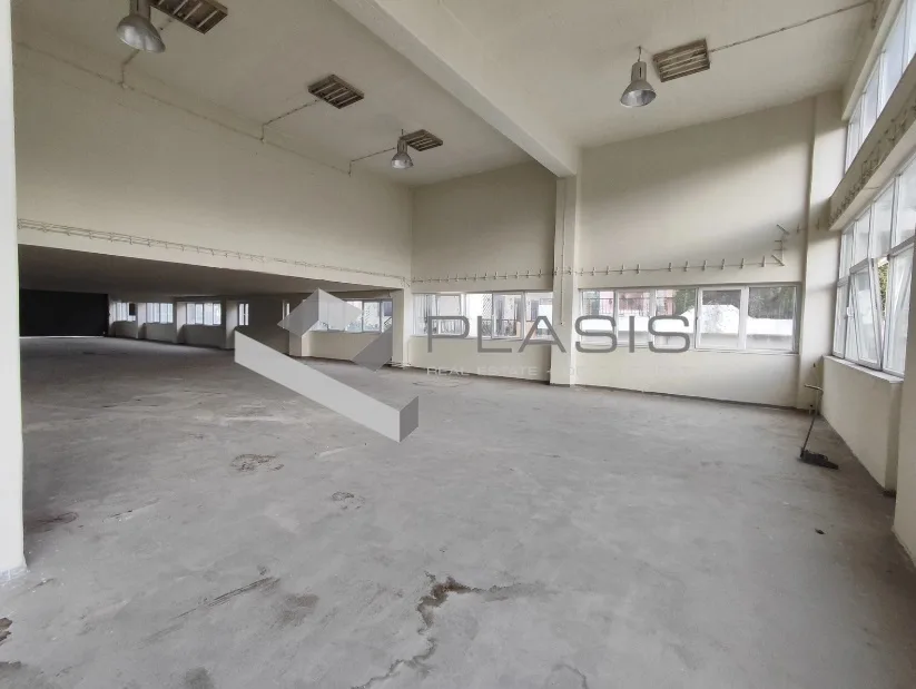 Shop 1500m²  - 5