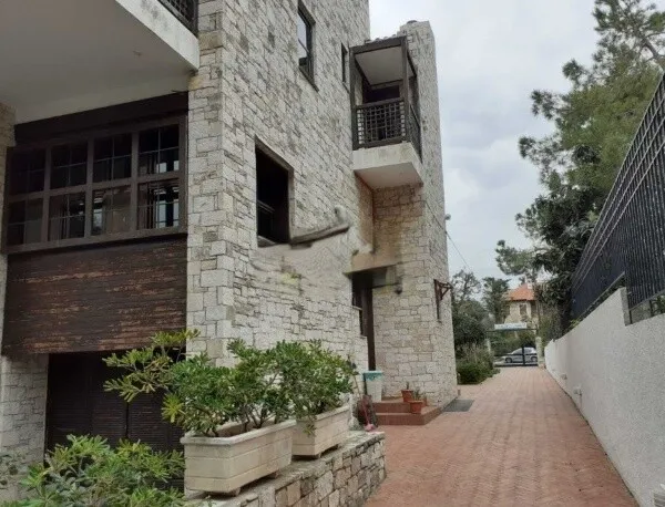 Detached house 531m²  - 2