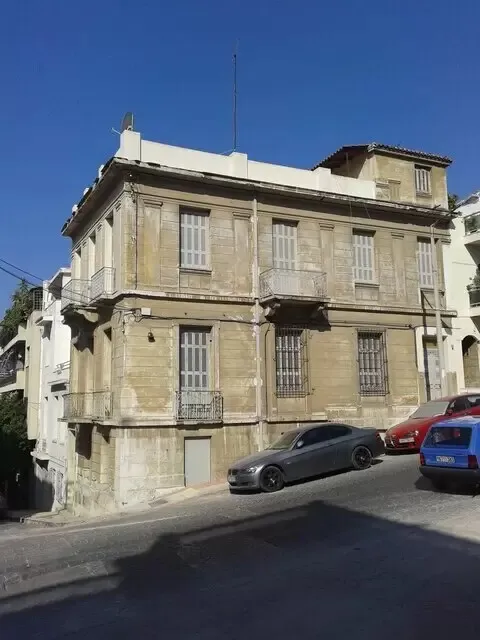 Αυτόνομο κτήριο κατοικιών 277τ.μ.  - 2