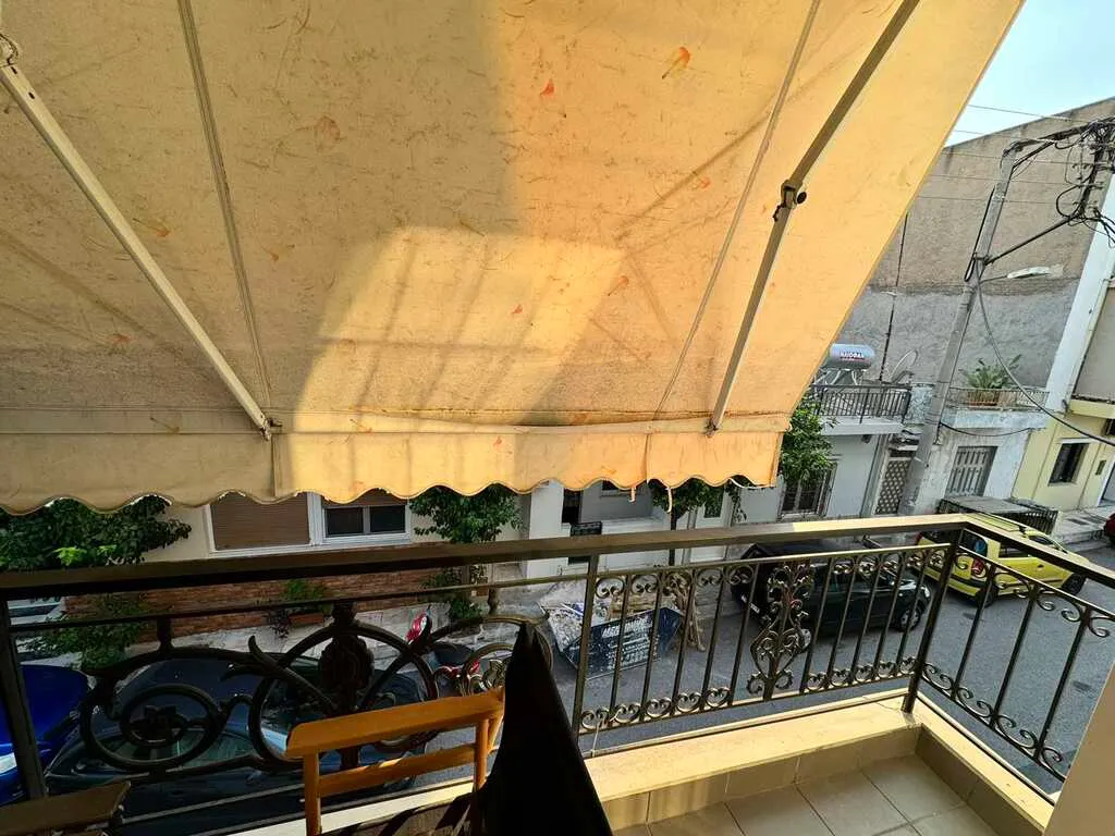 Αυτόνομο κτήριο κατοικιών 220τ.μ.  - 2