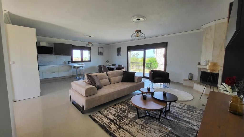 Μονοκατοικία 240τ.μ.  - 5