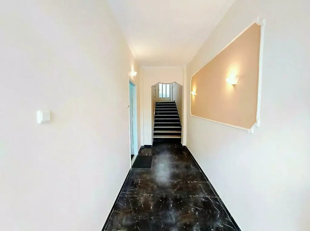 Standalone residential building 200m²  - 4