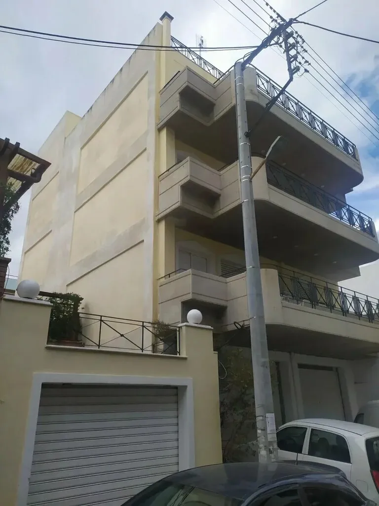 Αυτόνομο κτήριο κατοικιών 500τ.μ.  - 2