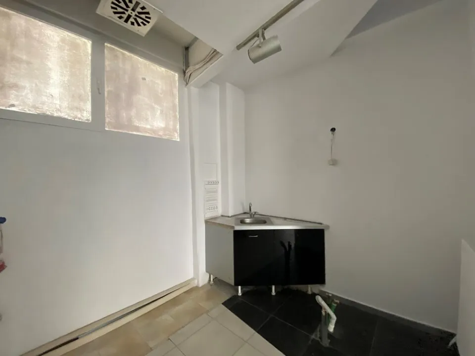 Other .. 40m²  - 5