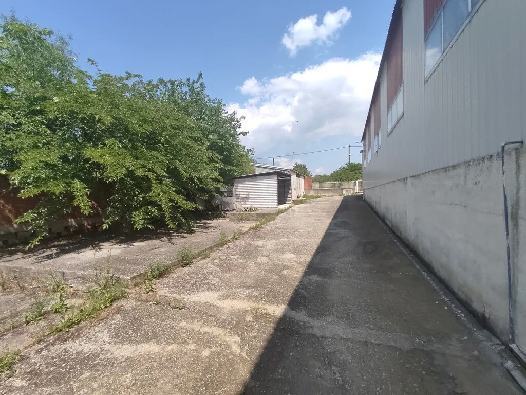 Standalone residential building 900m²  - 2