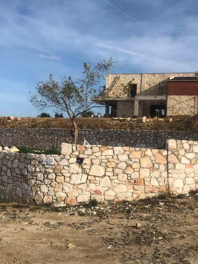 Μονοκατοικία 220τ.μ.  - 3