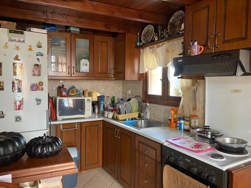 Standalone residential building 200m²  - 5